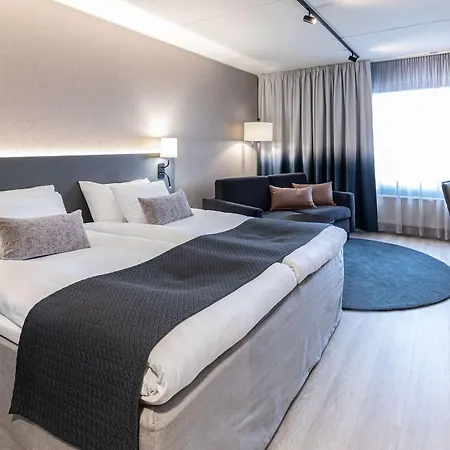 Scandic Station Hotell 4*