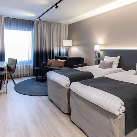 Scandic Station 4*
