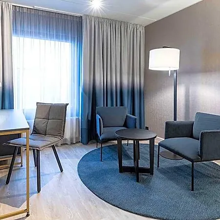 Hotel Scandic Station 4*