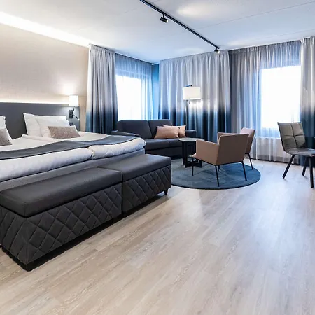 Ξενοδοχείο Scandic Station 4*