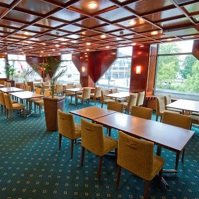 Hotel Scandic Station 4*